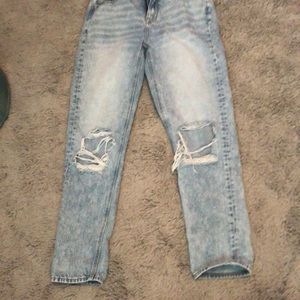 American Eagle Ripped Mom Jeans